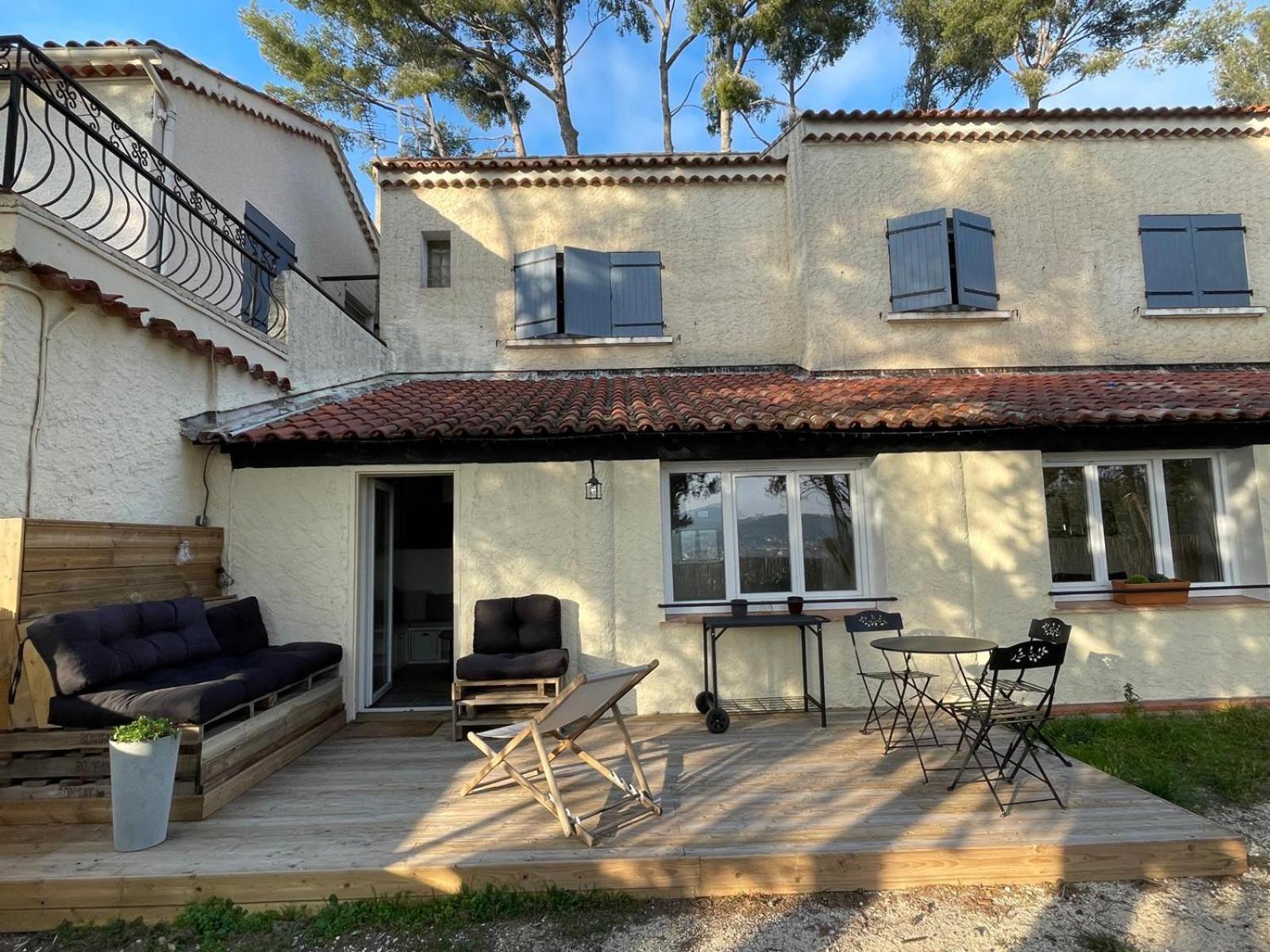 La Solane - Grande Maison Sous Les Pins Six-Fours-les-Plages Exterior photo
